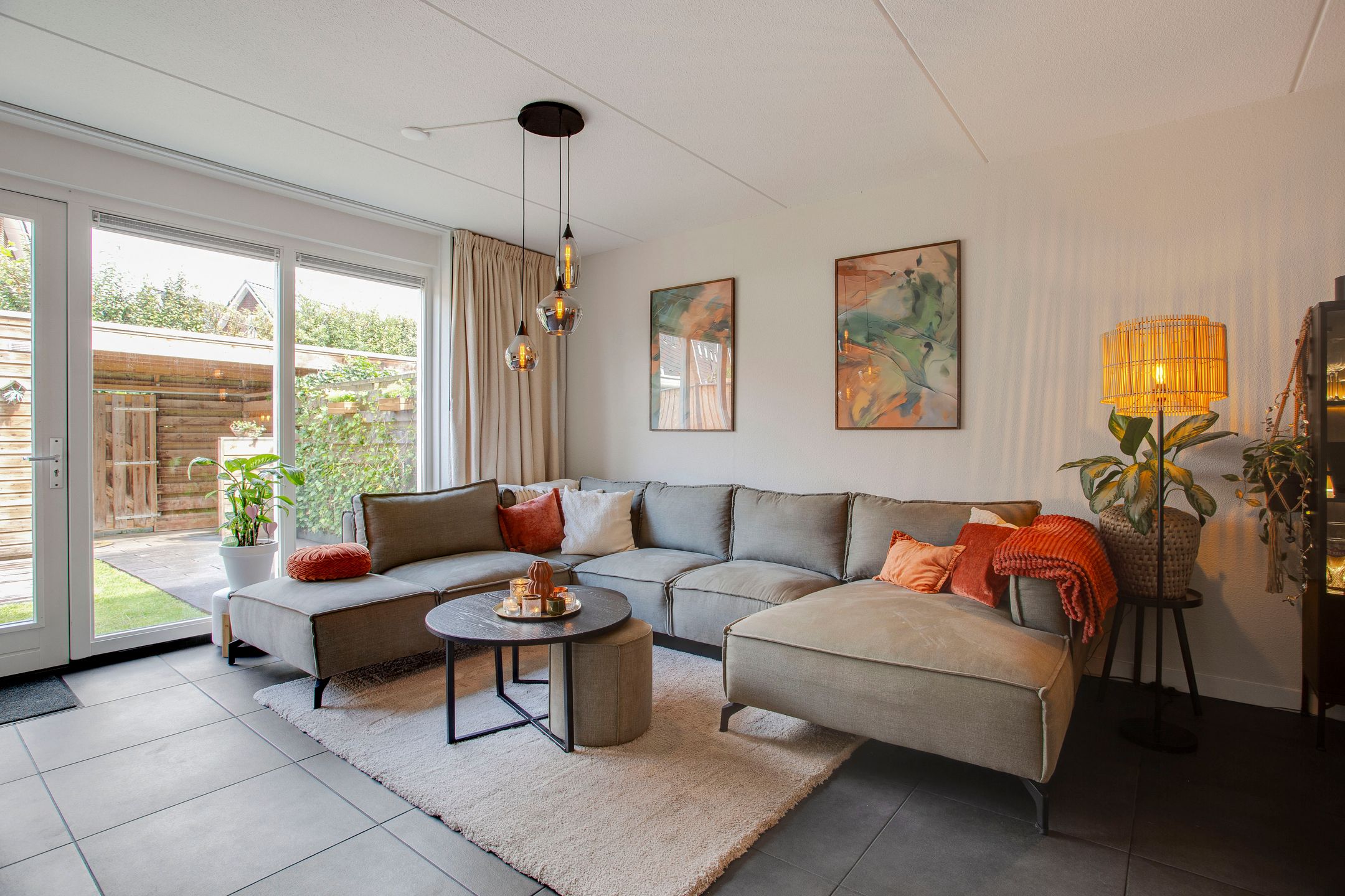 Photo 21 of Burgemeester Folkertslaan 43