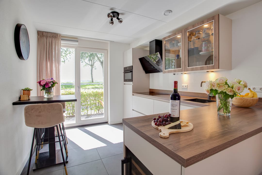 Photo 28 of Burgemeester Folkertslaan 43