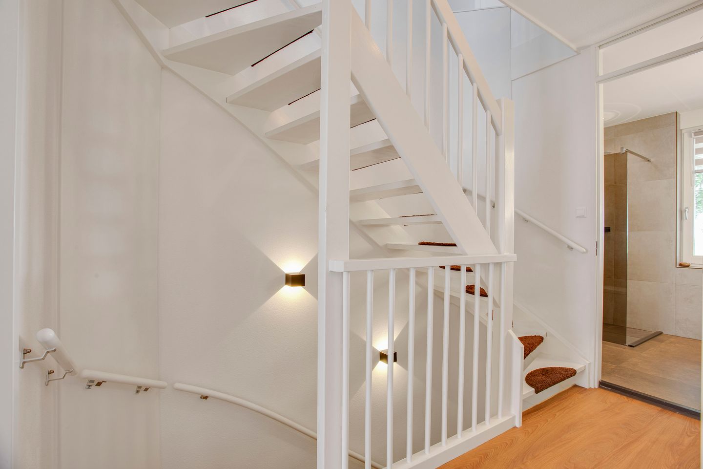 Photo 29 of Burgemeester Folkertslaan 43