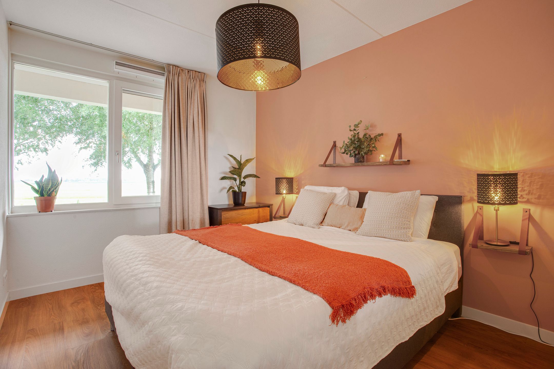 Photo 30 of Burgemeester Folkertslaan 43