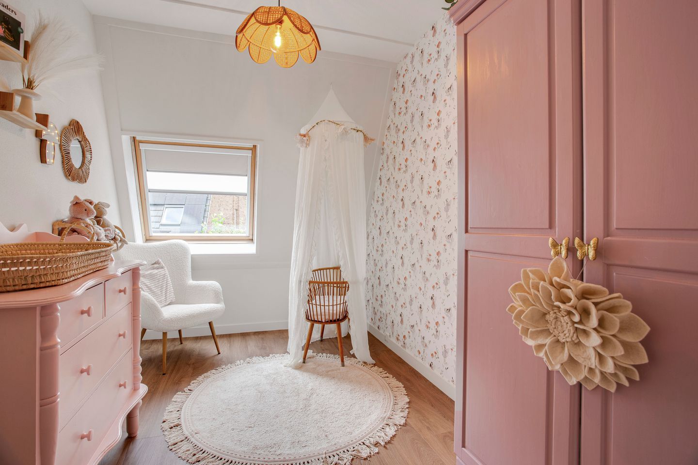 Photo 35 of Burgemeester Folkertslaan 43