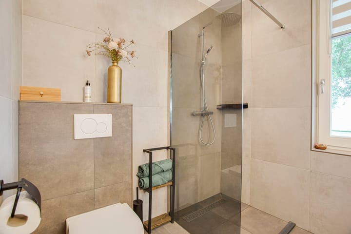 Photo 38 of Burgemeester Folkertslaan 43