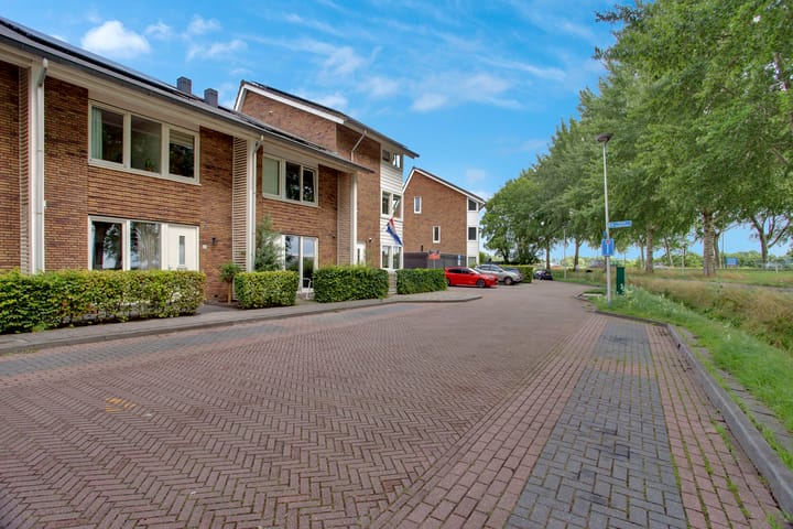 Photo 49 of Burgemeester Folkertslaan 43