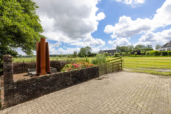 Foto 84 van Rijksstraatweg 97