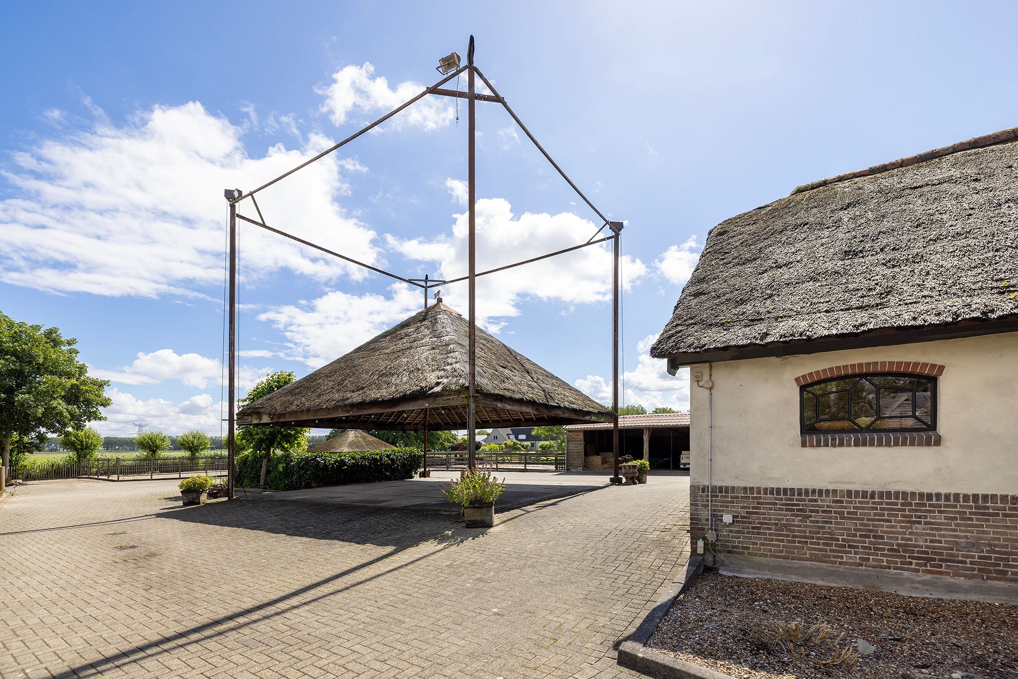 Foto 90 van Rijksstraatweg 97