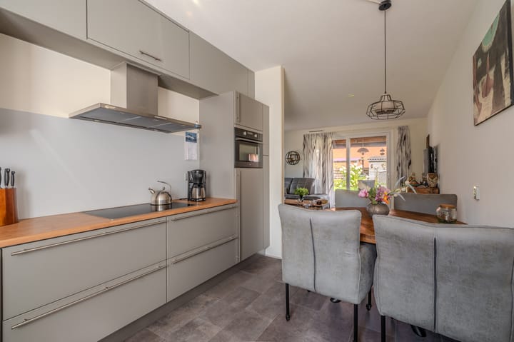 Foto 33 van Uitwierderweg 169