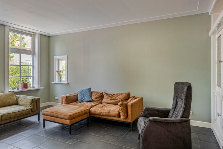 Photo 17 of Stationsdwarsweg 38