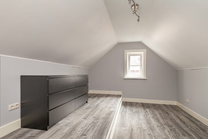 Photo 37 of Stationsdwarsweg 38