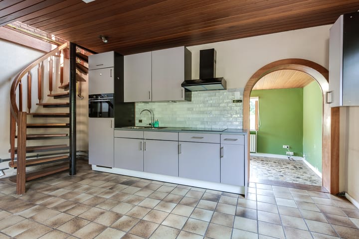 Foto 2 van Zestienhovensekade 147