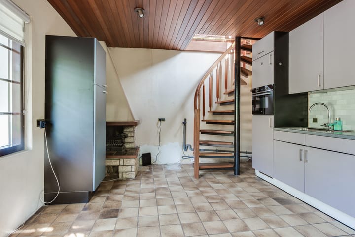 Foto 11 van Zestienhovensekade 147