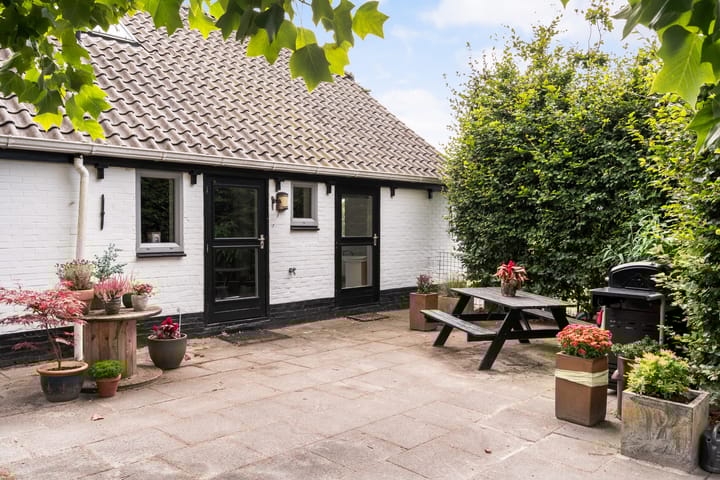 Foto 7 van Parallelweg 10