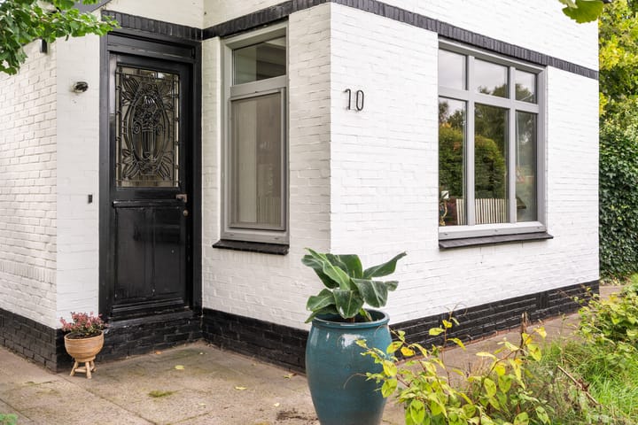 Foto 9 van Parallelweg 10