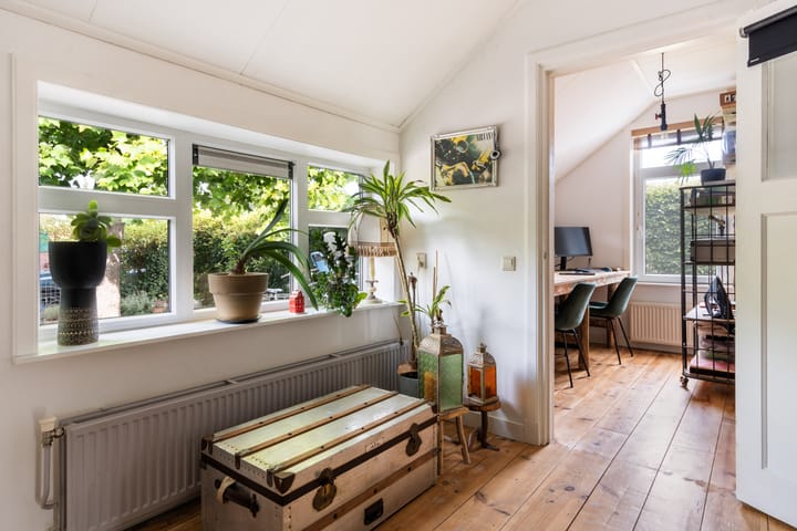 Foto 15 van Parallelweg 10