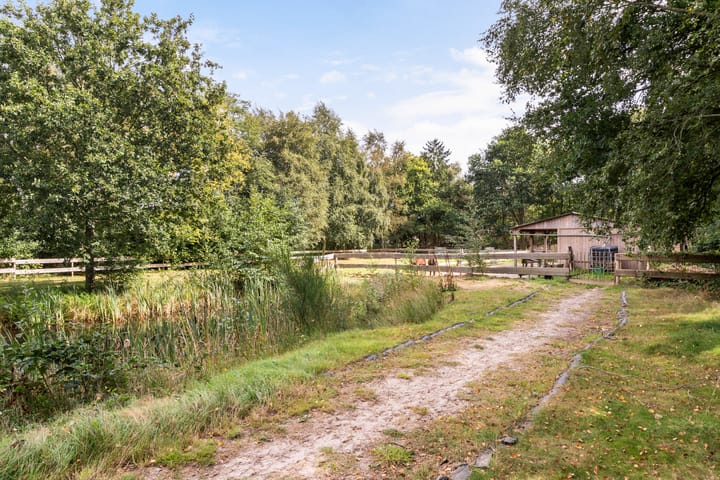 Foto 65 van Parallelweg 10