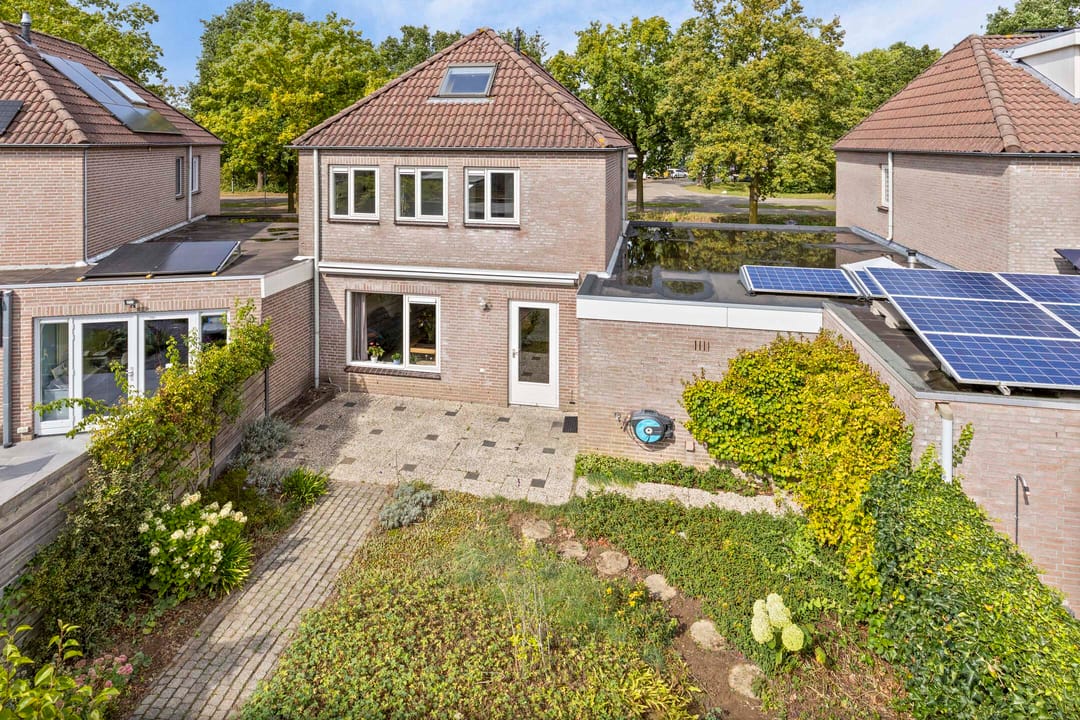 Foto 2 van Roesterd 13