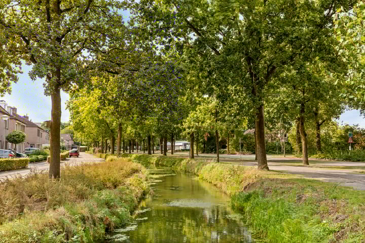 Foto 28 van Roesterd 13