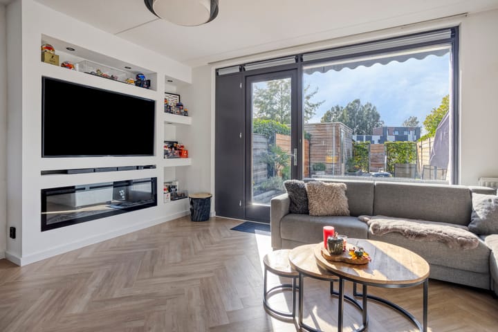 Foto 7 van Vuurvlinder 112