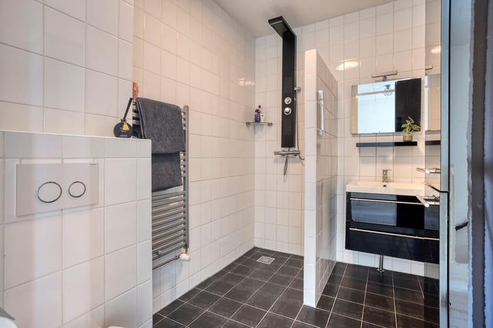 Foto 17 van Vuurvlinder 112