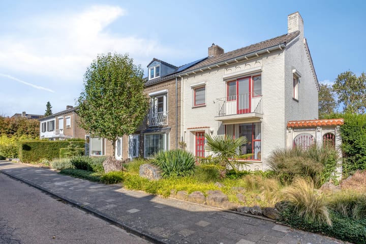 Foto 46 van Burgemeester Ceulenstraat 93