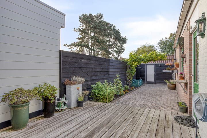 Foto 19 van Zeeanemoonweg 39