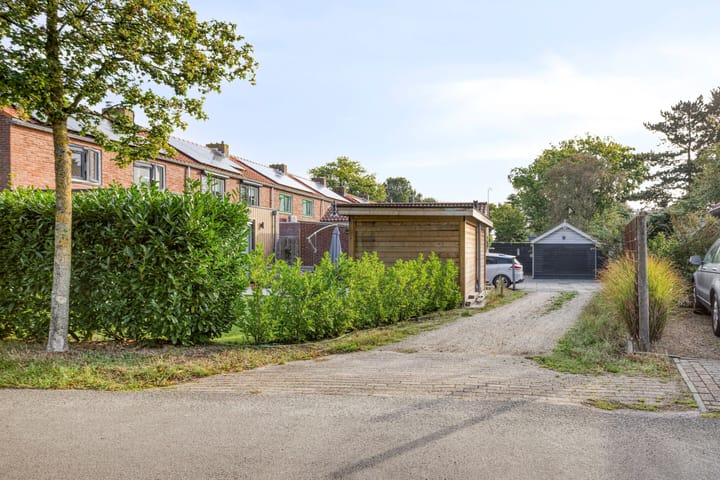 Foto 24 van Zeeanemoonweg 39