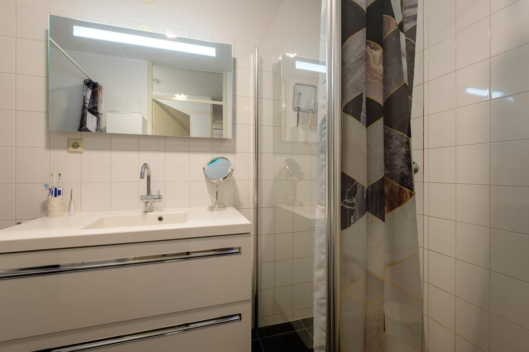 Foto 11 van Wolbrantskerkweg 80-H