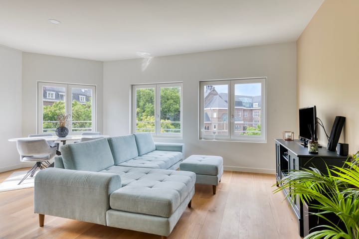 Photo 6 of Bronckhorststraat 50-3