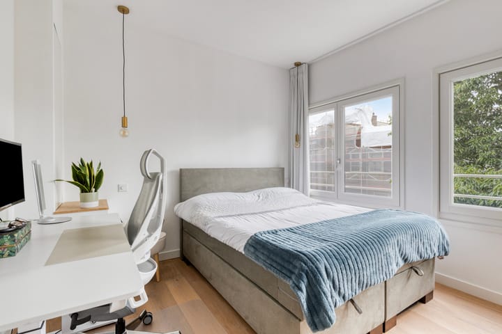 Photo 19 of Bronckhorststraat 50-3