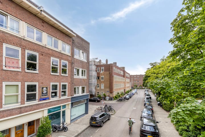 Photo 23 of Bronckhorststraat 50-3