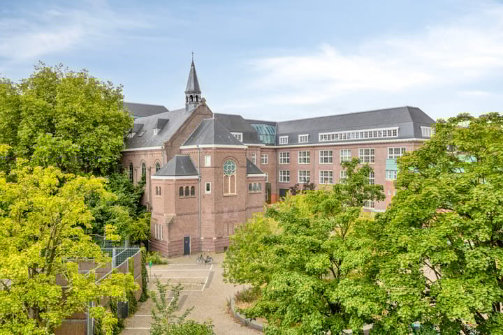 Photo 24 of Bronckhorststraat 50-3