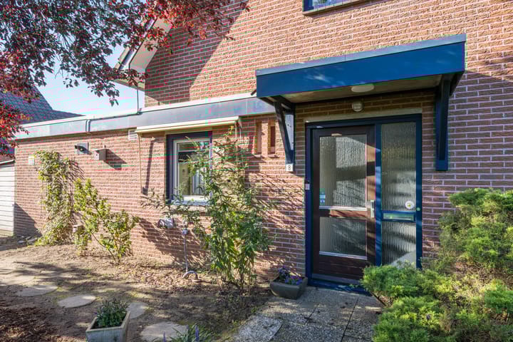 Foto 6 van Herman van Velzenstraat 8