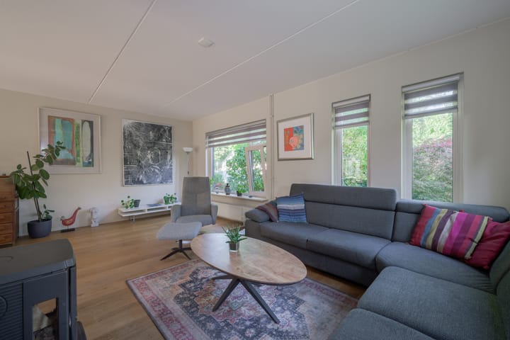 Foto 9 van Herman van Velzenstraat 8