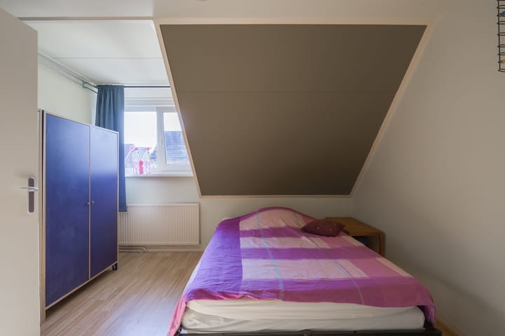 Foto 30 van Herman van Velzenstraat 8