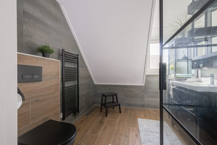 Foto 33 van Herman van Velzenstraat 8