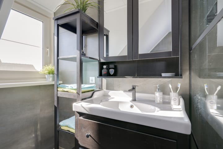 Foto 35 van Herman van Velzenstraat 8