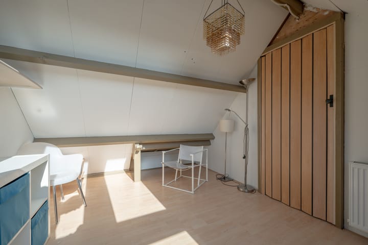 Foto 38 van Herman van Velzenstraat 8