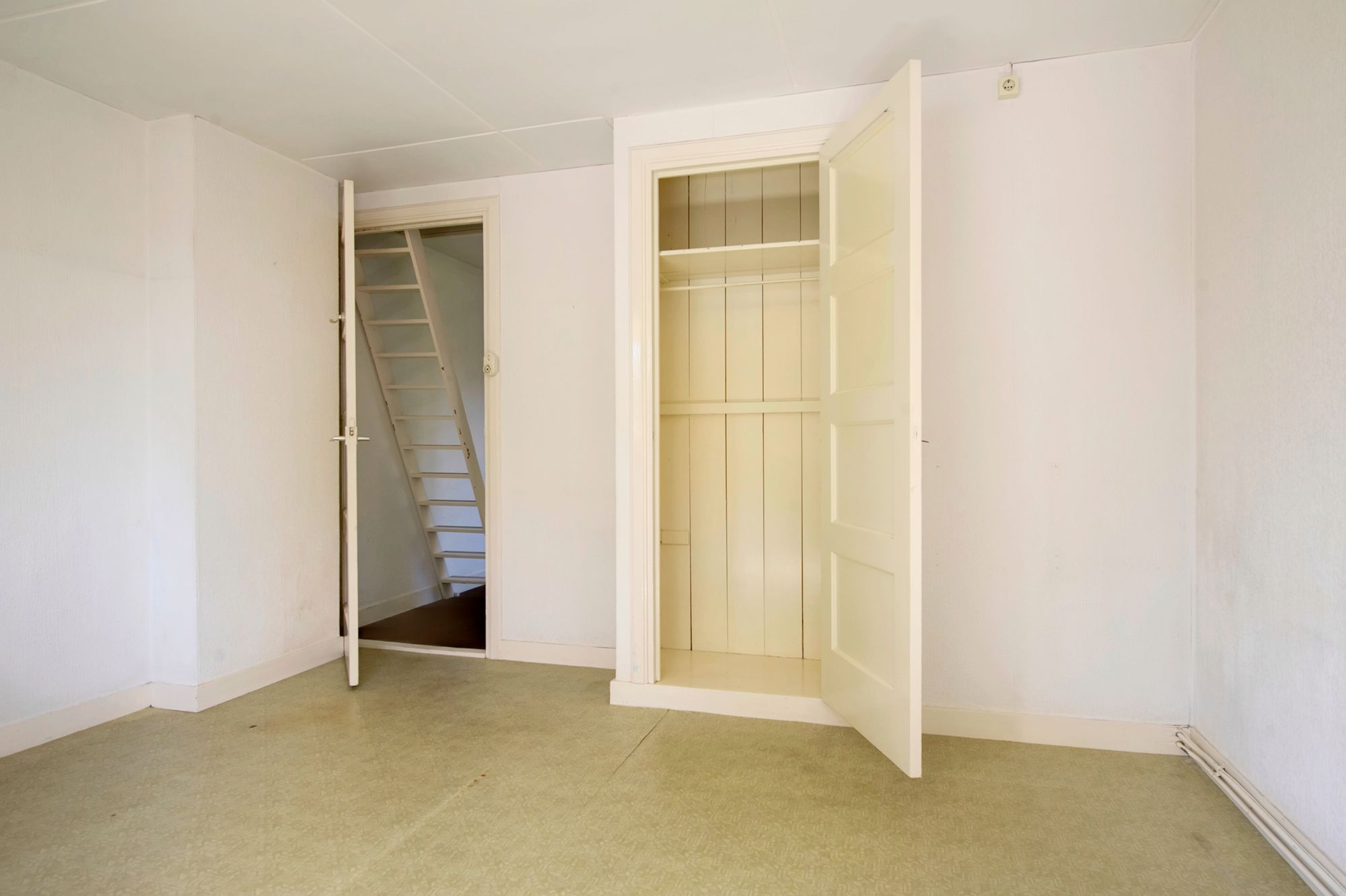 Foto 30 van Middenstraat 135