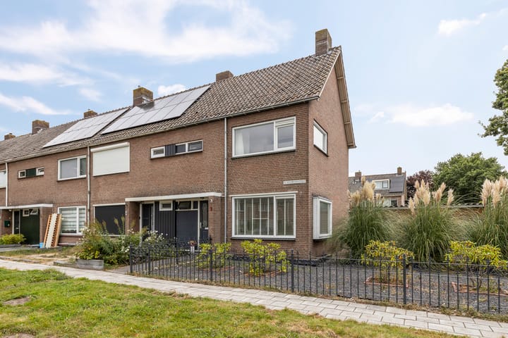 Foto 2 van Dr. Bekenkampstraat 2