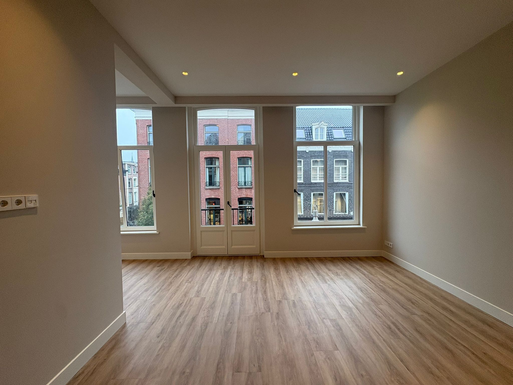 Photo 3 of Pieter Cornelisz. Hooftstraat 131-2