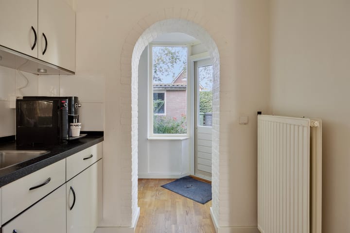 Foto 13 van Terpeborch 27