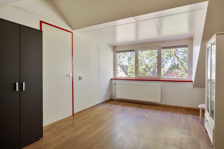 Foto 24 van Terpeborch 27