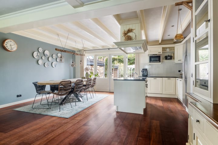 Foto 9 van Poaitrije 12