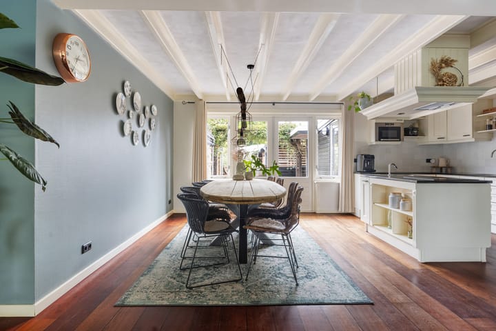 Foto 10 van Poaitrije 12