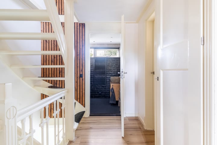 Foto 19 van Poaitrije 12