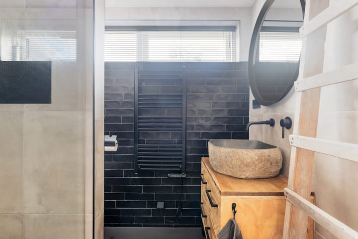 Foto 20 van Poaitrije 12