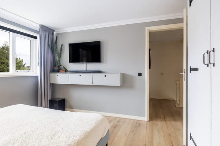 Foto 26 van Poaitrije 12