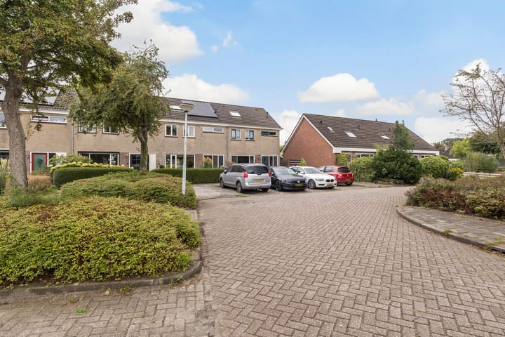 Foto 47 van Poaitrije 12