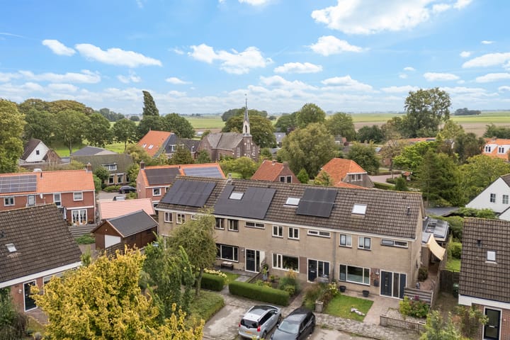 Foto 51 van Poaitrije 12