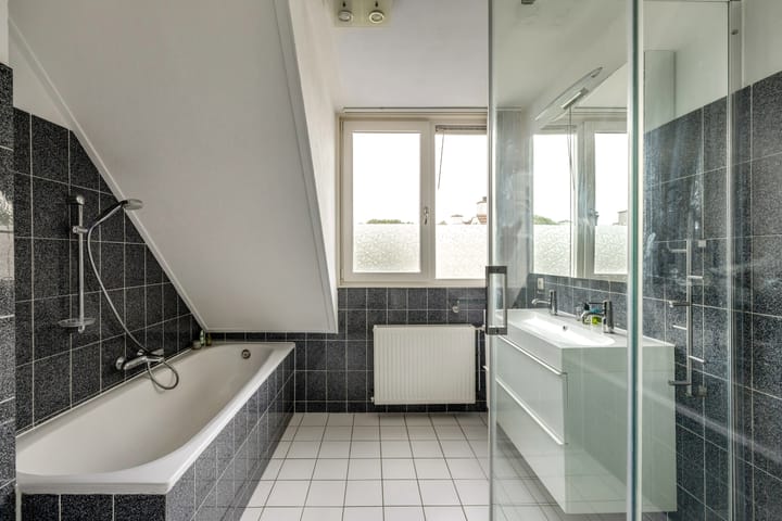 Foto 4 van Martin Luther Kinglaan 135