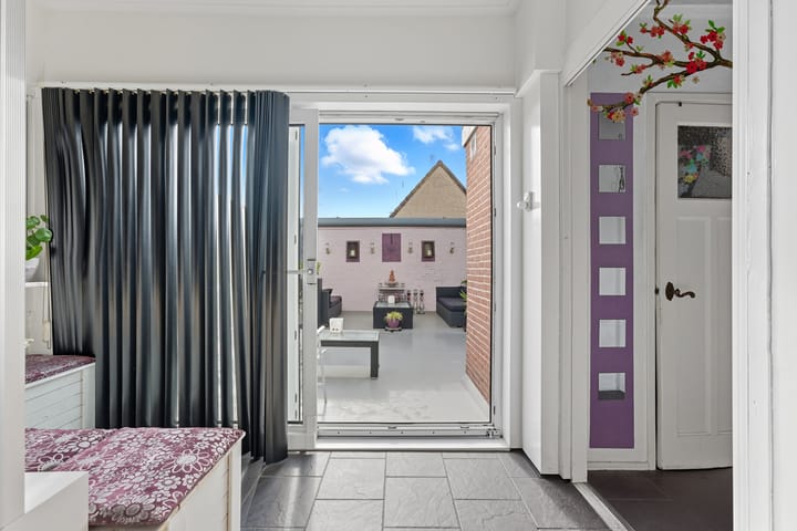 Photo 19 of 2e van Leyden Gaelstraat 16-D